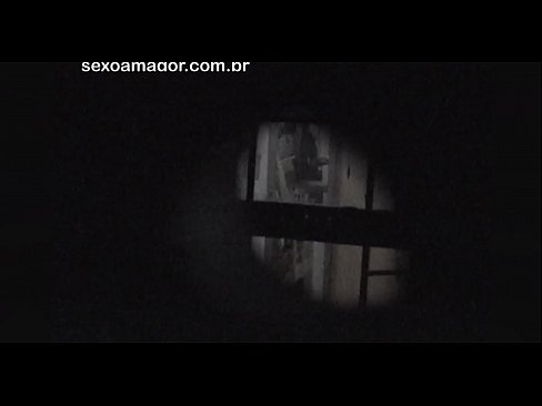 ❤️ Blondie hè videoregistrata in segretu da un voyeur di u quartieru nascostu daretu à i mattoni cavi ❤❌ Pornu di qualità à porn co.pornhills-com.ru
