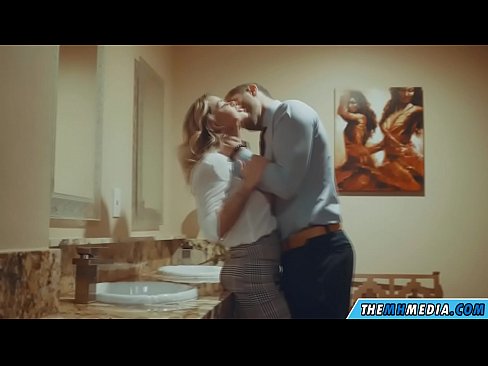 ❤️ Quandu una bionda tettona ti seduce in un bagnu publicu ❤❌ Pornu di qualità à porn co.pornhills-com.ru